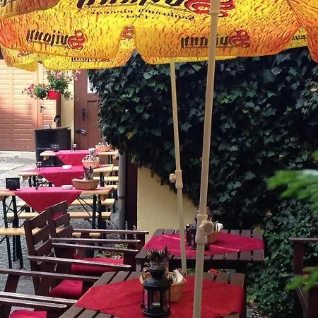 Schwarzer Baer 3* Zittau