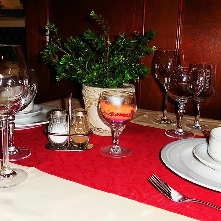 Schwarzer Baer Hotel 3*